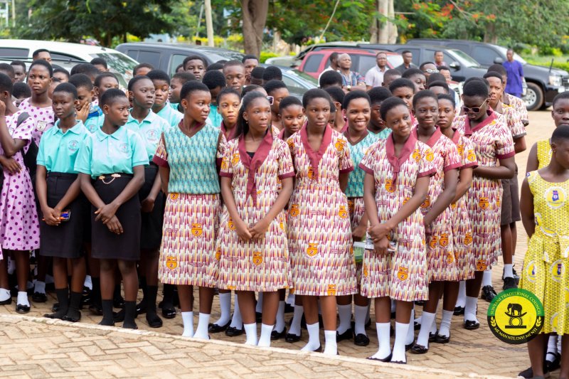PARAMOUNT CHIEF OF SUNYANI PAYS HISTORIC VISIT TO BECE EXAMINATION CENTRE